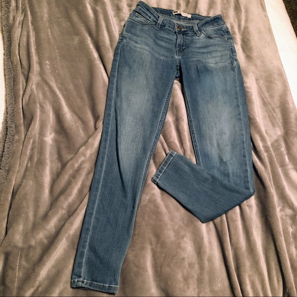 levis w26 l28